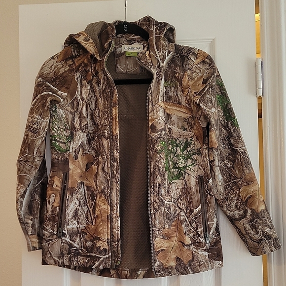 Magellan Outdoors Other - Magellan Out Door  Camouflage Jacket size M